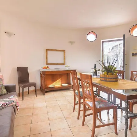 Feriehus In With Wifi And 1 Bedrooms Imperia